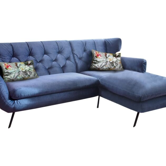 Marcottestyle Interiors De German Sofa Sixtytwo 300 L Heeft Een Uniek Design